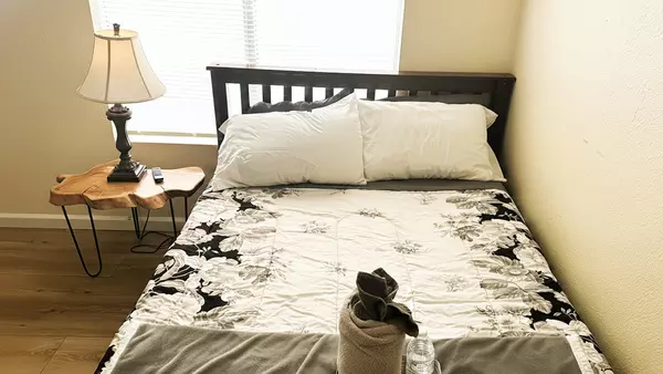 Coliving in Palmdale - South Lancaster, Lancaster