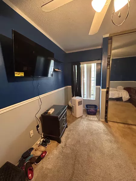 Coliving in Town 'n' Country - West Tampa, Tampa