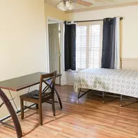 Coliving in Central Arlington - Arlington, Dallas