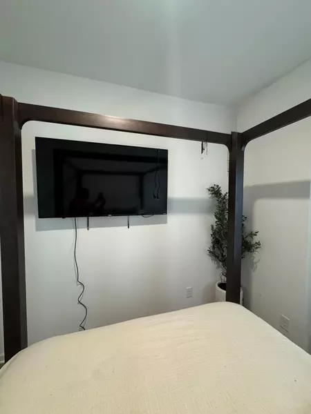 Coliving in Eastway - East Charlotte, Charlotte