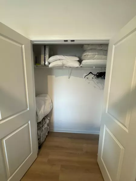 Coliving in Eastway - East Charlotte, Charlotte