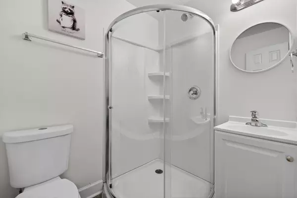 Coliving in Live Oaks Square - East Tampa, Tampa