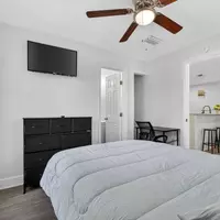 Coliving in Live Oaks Square - East Tampa, Tampa