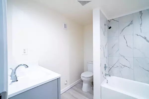 Coliving in Woodlawn Portland - NE Portland, Portland