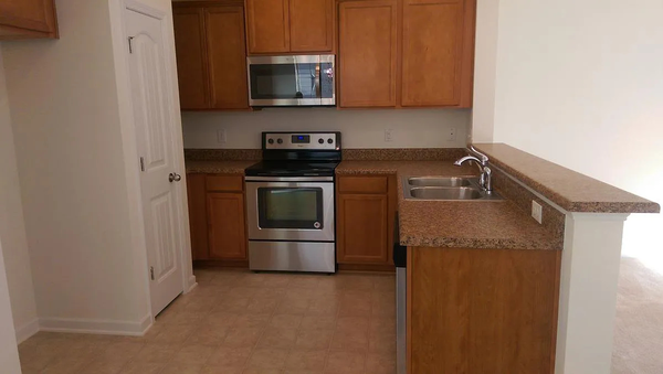 Coliving in Renaissance Park - South Raleigh, Raleigh