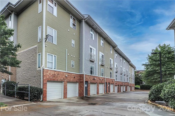 Coliving in NoDa - Central Charlotte, Charlotte