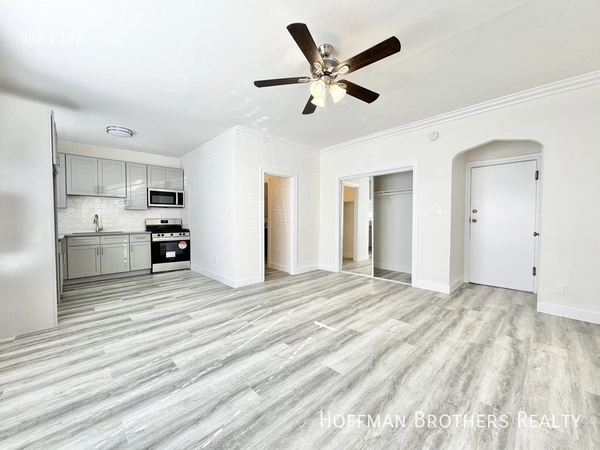 Studio Apartment for rent in Harvard Heights - Central Los Angeles, Los Angeles