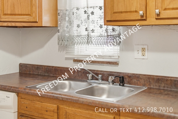 3 bedrooms apartment for rent in Carrick - South Pitt, Pittsburgh