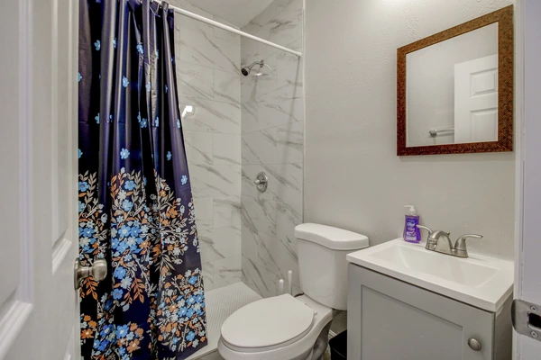 Coliving in Live Oaks Square - East Tampa, Tampa