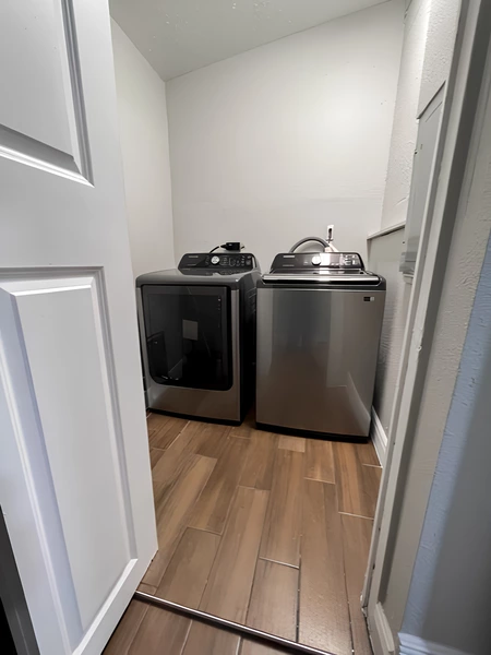 Coliving in Live Oaks Square - East Tampa, Tampa