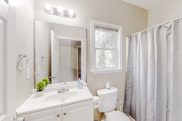 Coliving in East Point GA - South Atl, Atlanta