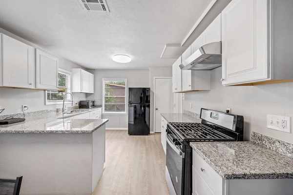 Coliving in Baytown - Se Houston, Houston