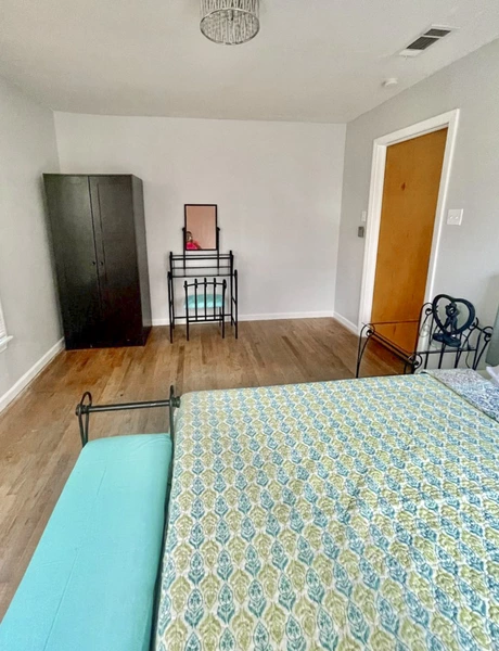 Coliving in Cedar Crest - Se Dallas, Dallas