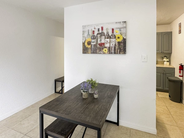 Coliving in Grant Park Tampa - East Tampa, Tampa