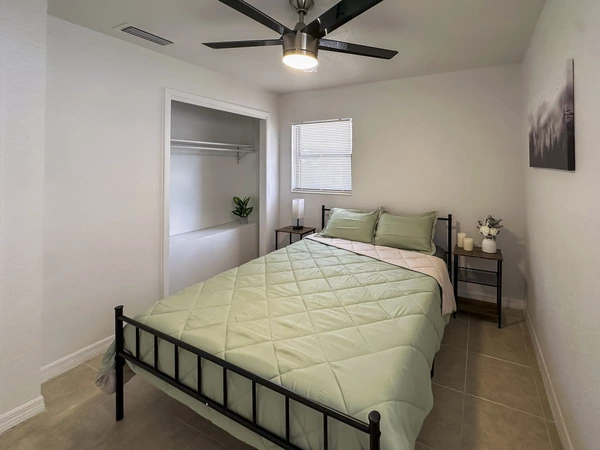 Coliving in Grant Park Tampa - East Tampa, Tampa