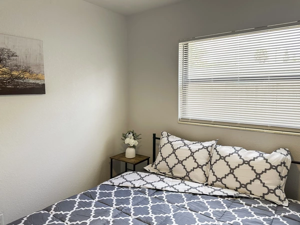 Coliving in Grant Park Tampa - East Tampa, Tampa