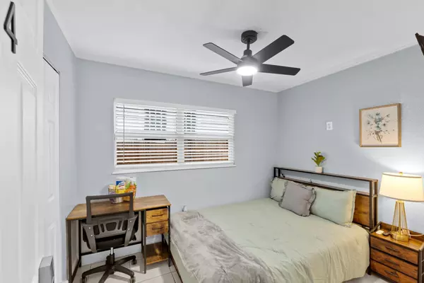 Coliving in Ybor City - Central Tampa, Tampa