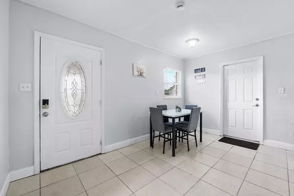 Coliving in Ybor City - Central Tampa, Tampa