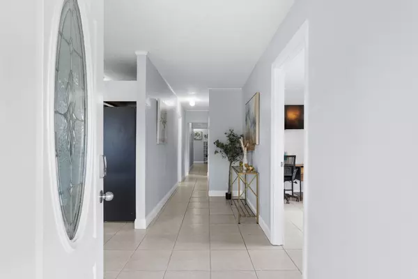 Coliving in Ybor City - Central Tampa, Tampa