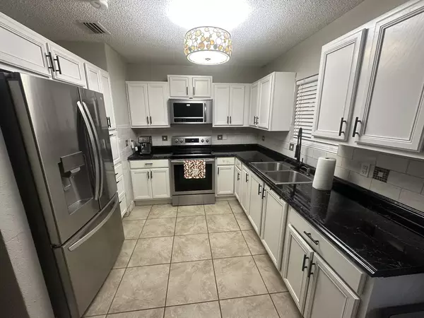 Coliving in Oak Ridge - West Orlando, Orlando