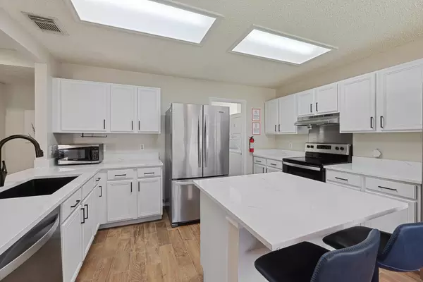 Coliving in Kyle - South Austin, Austin