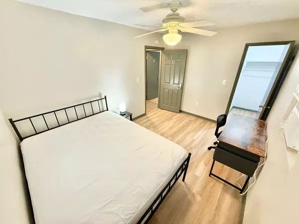 Coliving in Sulphur Springs - North Tampa, Tampa