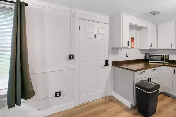 Coliving in Zephyrhills - North Tampa, Tampa