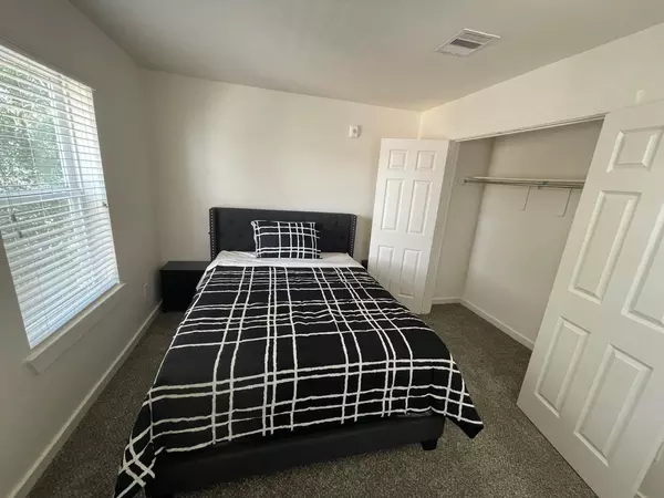 Coliving in Cypress TX - Nw Houston, Houston