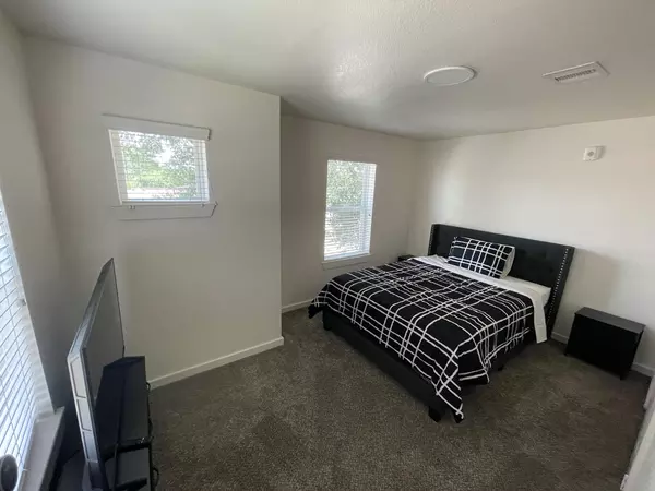 Coliving in Cypress TX - Nw Houston, Houston