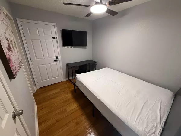 Coliving in Central Southwest - Sw Houston, Houston