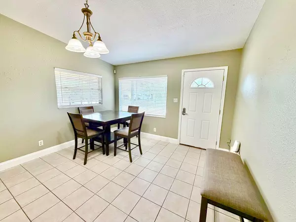 Coliving in University Square - North Tampa, Tampa