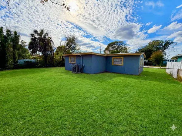 Coliving in University Square - North Tampa, Tampa