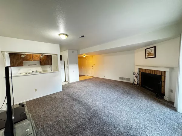 2 bedrooms apartment for rent in Northeast Colorado Springs - North COS, Colorado Springs