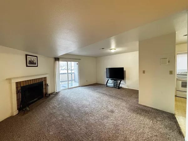 2 bedrooms apartment for rent in Northeast Colorado Springs - North COS, Colorado Springs