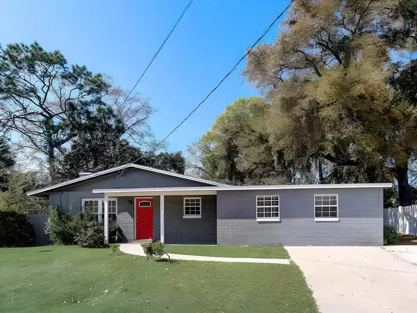 Coliving in Lake Forest - Northside, Jacksonville