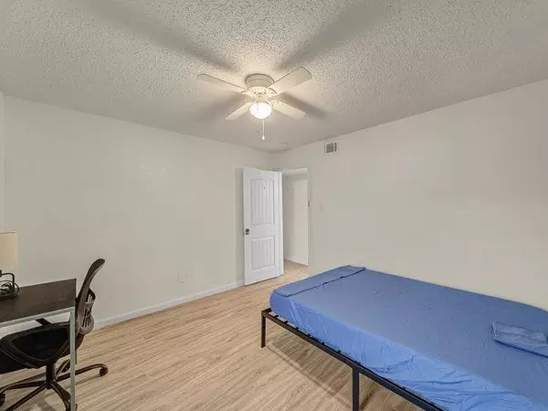 Coliving in East Arlington - Arlington, Dallas