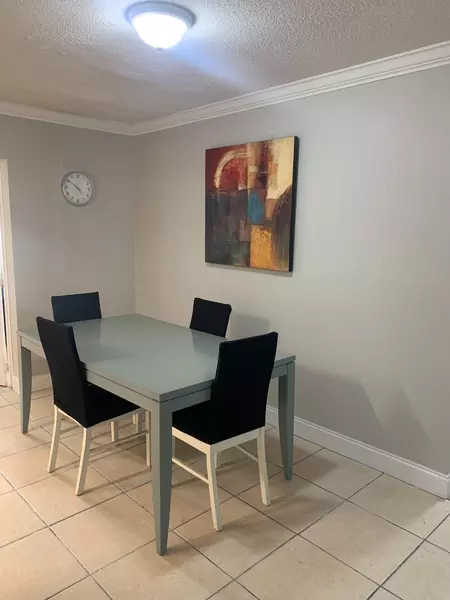 Coliving in North Lauderdale - Broward County, Miami