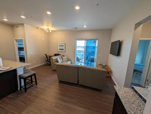Coliving in Centennial - Outer Denver, Denver
