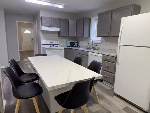 Coliving in Blue Hills - KCMO, Kansas City