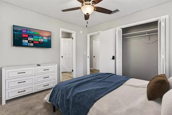 Coliving in Cedar Hills - Westside, Jacksonville