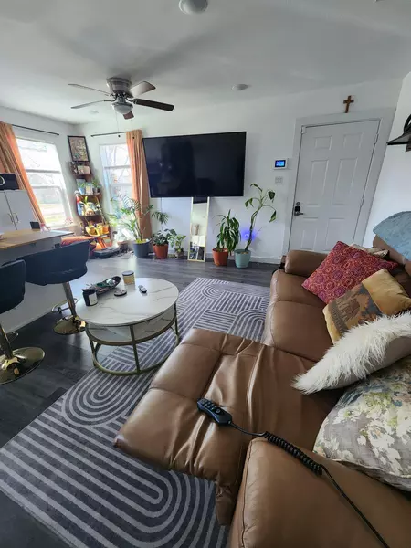 Coliving in Kashmere Gardens - Inner Loop, Houston