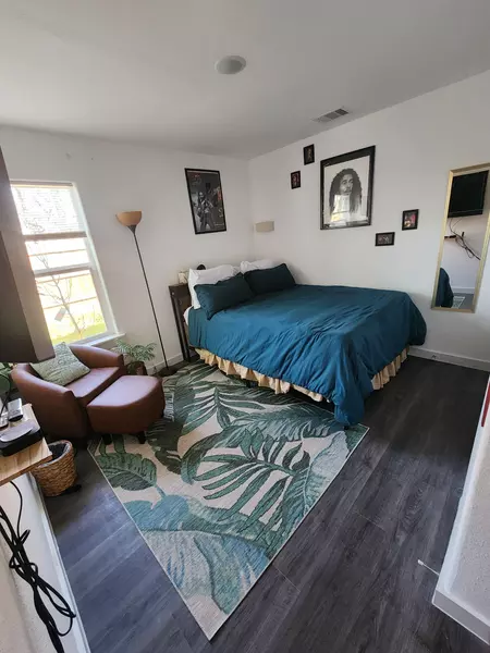 Coliving in Kashmere Gardens - Inner Loop, Houston