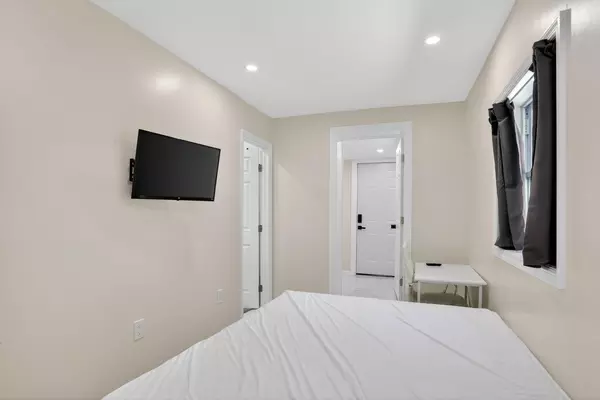 Coliving in Holden Heights - Central Orlando, Orlando