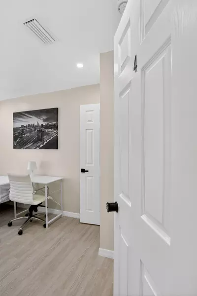 Coliving in Holden Heights - Central Orlando, Orlando