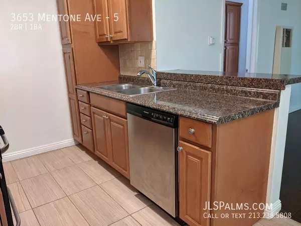 2 bedrooms apartment for rent in Palms - Westside / South Bay, Los Angeles