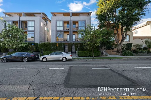 4 bedrooms apartment for rent in Valley Village - San Fernando Valley, Los Angeles