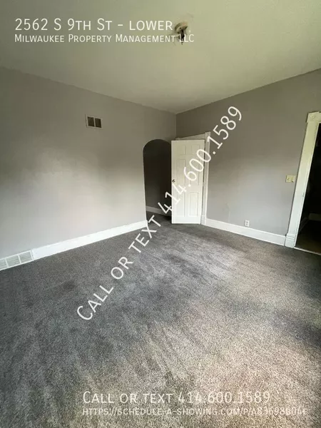 2 bedrooms apartment for rent in Lincoln Village - South Mil, Milwaukee