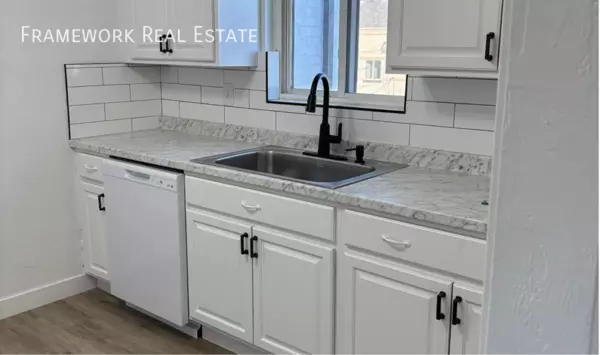 2 bedrooms apartment for rent in East Colfax - East Denver, Denver