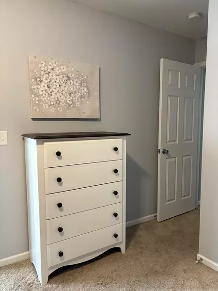 Coliving in Red Bridge - KCMO, Kansas City