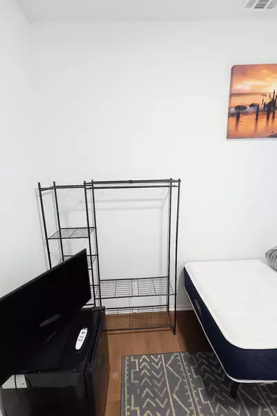 Coliving in Wolf Creek - Sw Dallas, Dallas